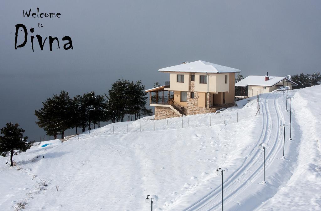 Divna Guest House Dospat Ngoại thất bức ảnh